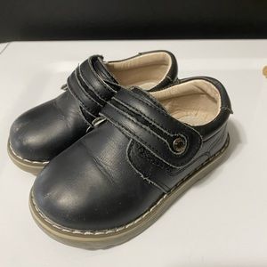 Toddler boy black shoes size 7. Gently used, excellent condition